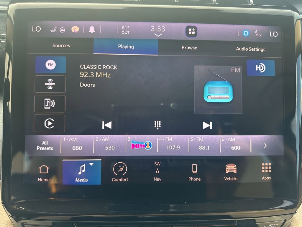 Used 2021 Jeep Grand Cherokee L Limited w/ Luxury Tech Group II image 21