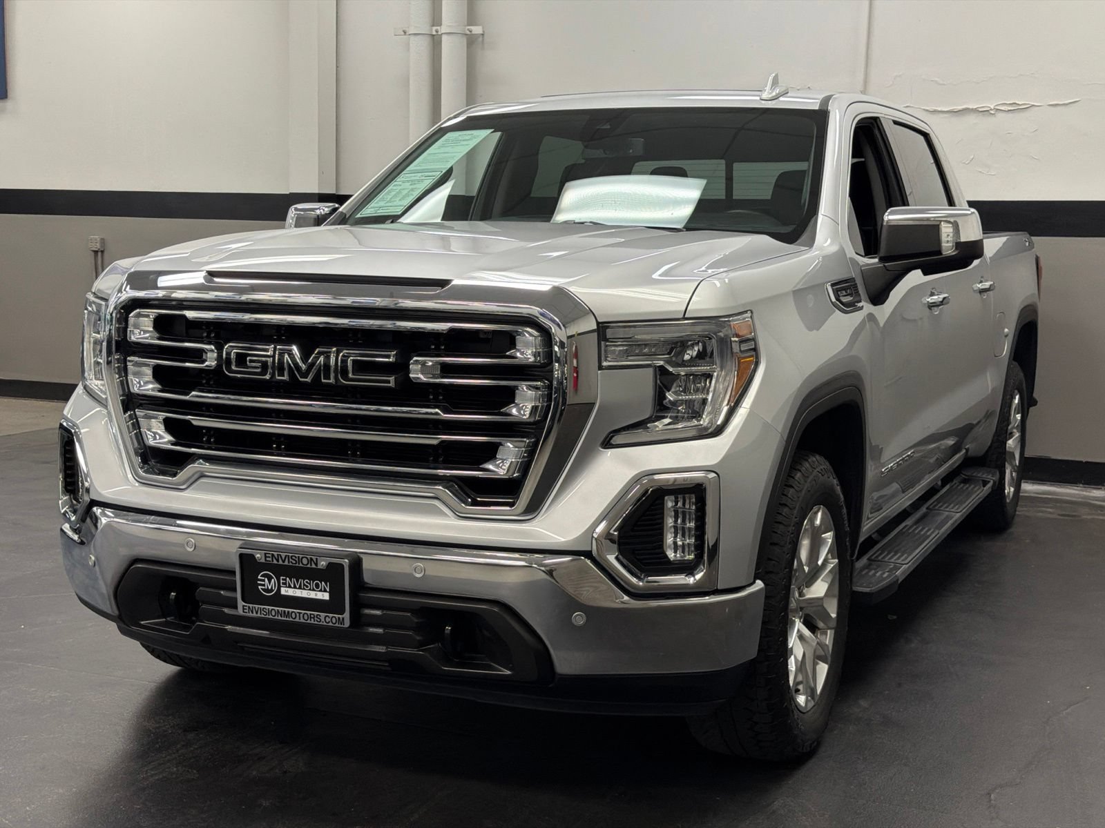 Used 2021 GMC Sierra 1500 SLT w/ SLT Premium Plus Package AWD/4WD image 5