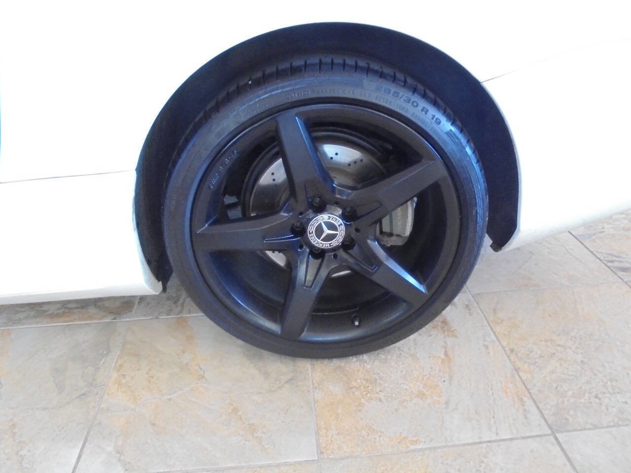 Used 2017 Mercedes-Benz SL 550 image 28