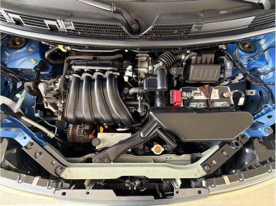 Used 2013 Nissan Cube 1.8 S w/ Interior Illumination Pkg image 27