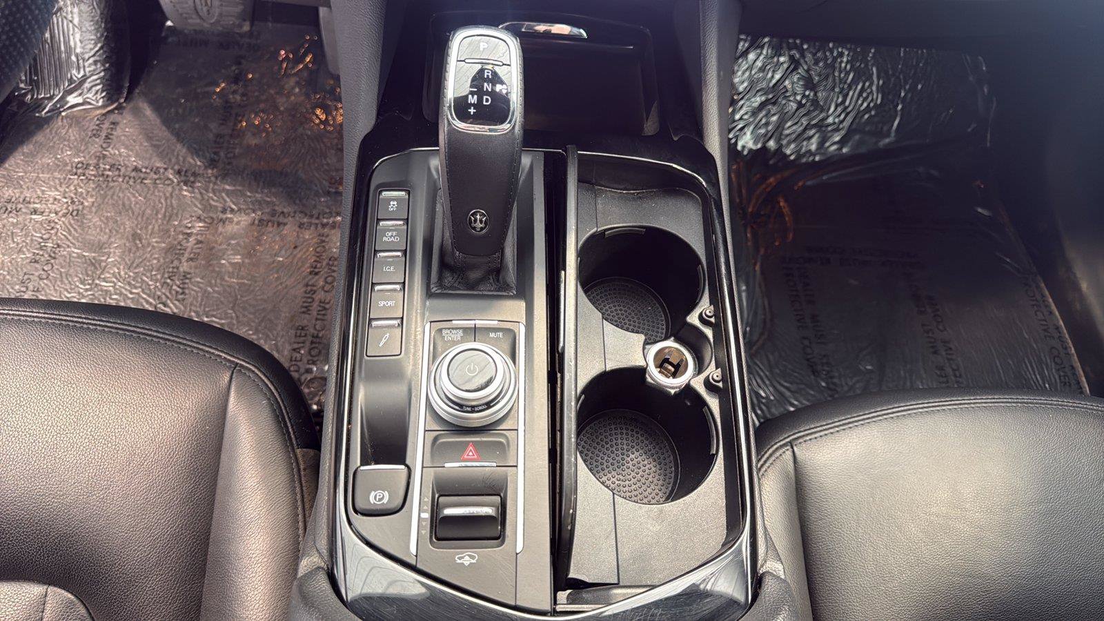 Used 2023 Maserati Levante Modena AWD/4WD image 26