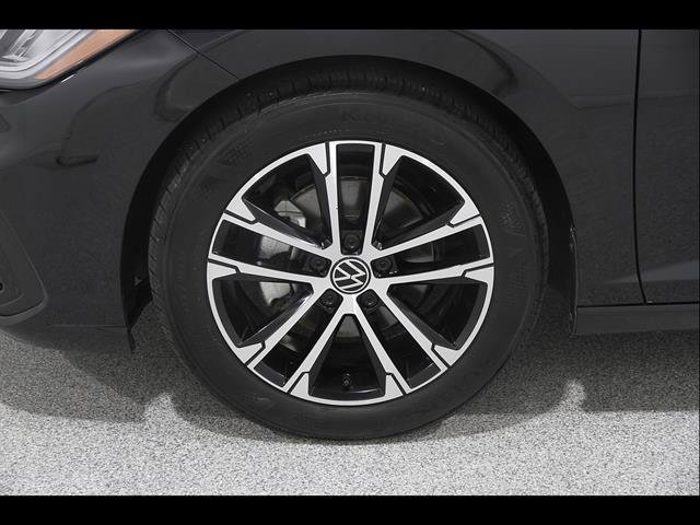 Certified 2026 Volkswagen Jetta Sport FWD image 21