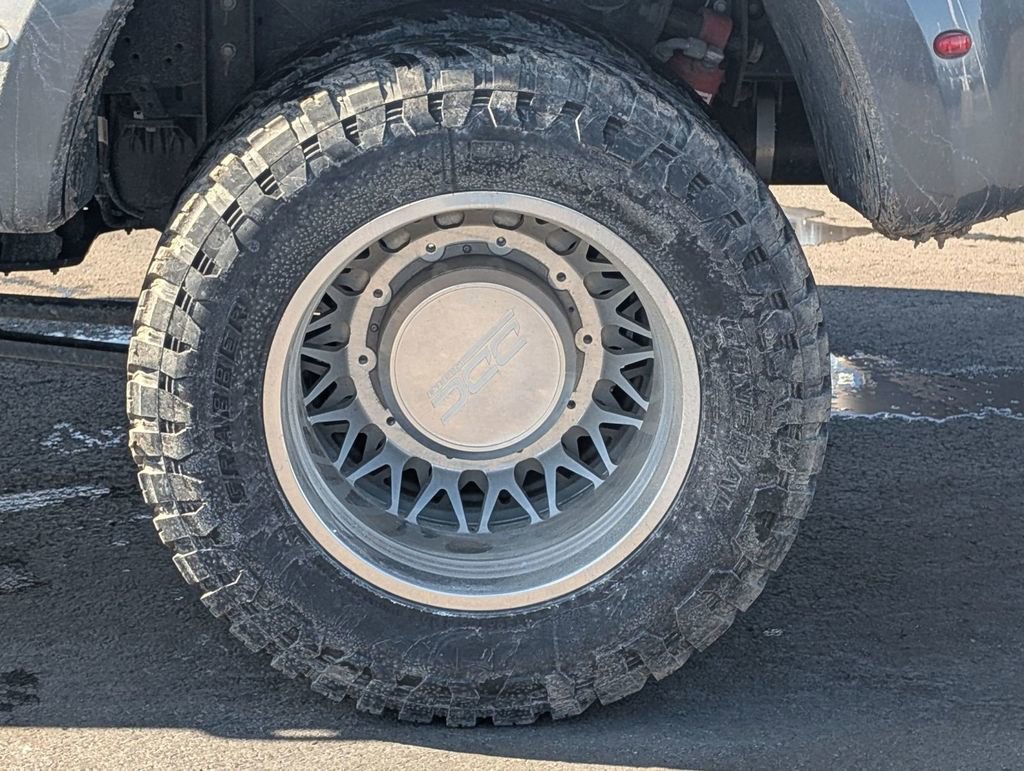 Used 2023 Ford F450 Lariat image 14