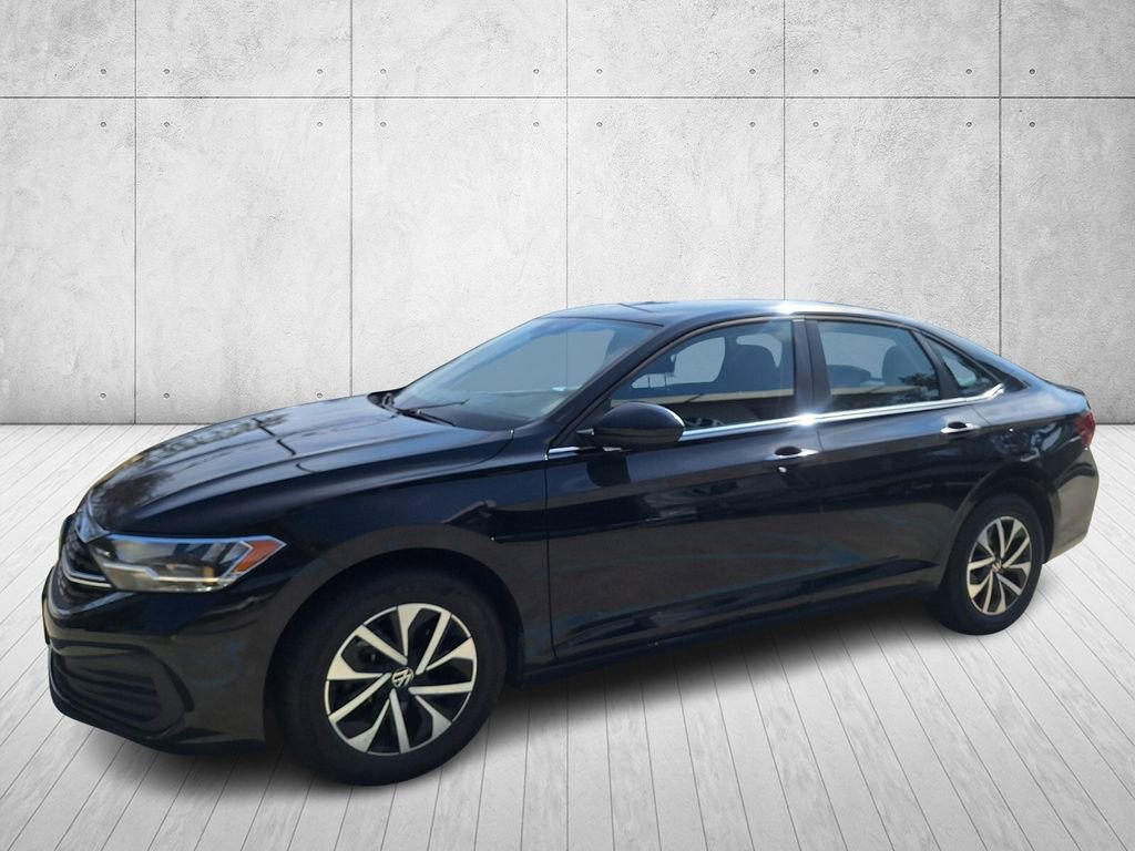 Used 2024 Volkswagen Jetta S image 1