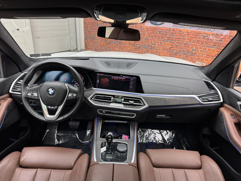 Used 2022 BMW X5 xDrive40i w/ Premium Package AWD/4WD image 13