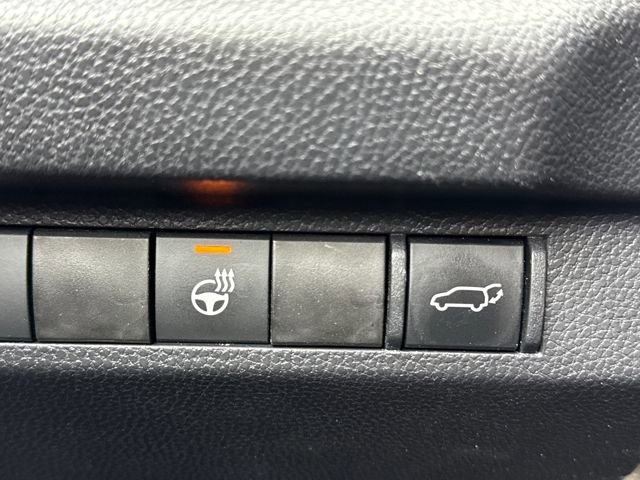 Used 2023 Toyota RAV4 XLE Premium image 32