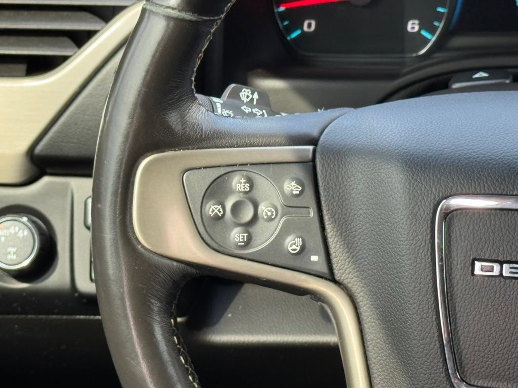 Used 2018 GMC Yukon Denali w/ Open Road Package AWD/4WD image 29