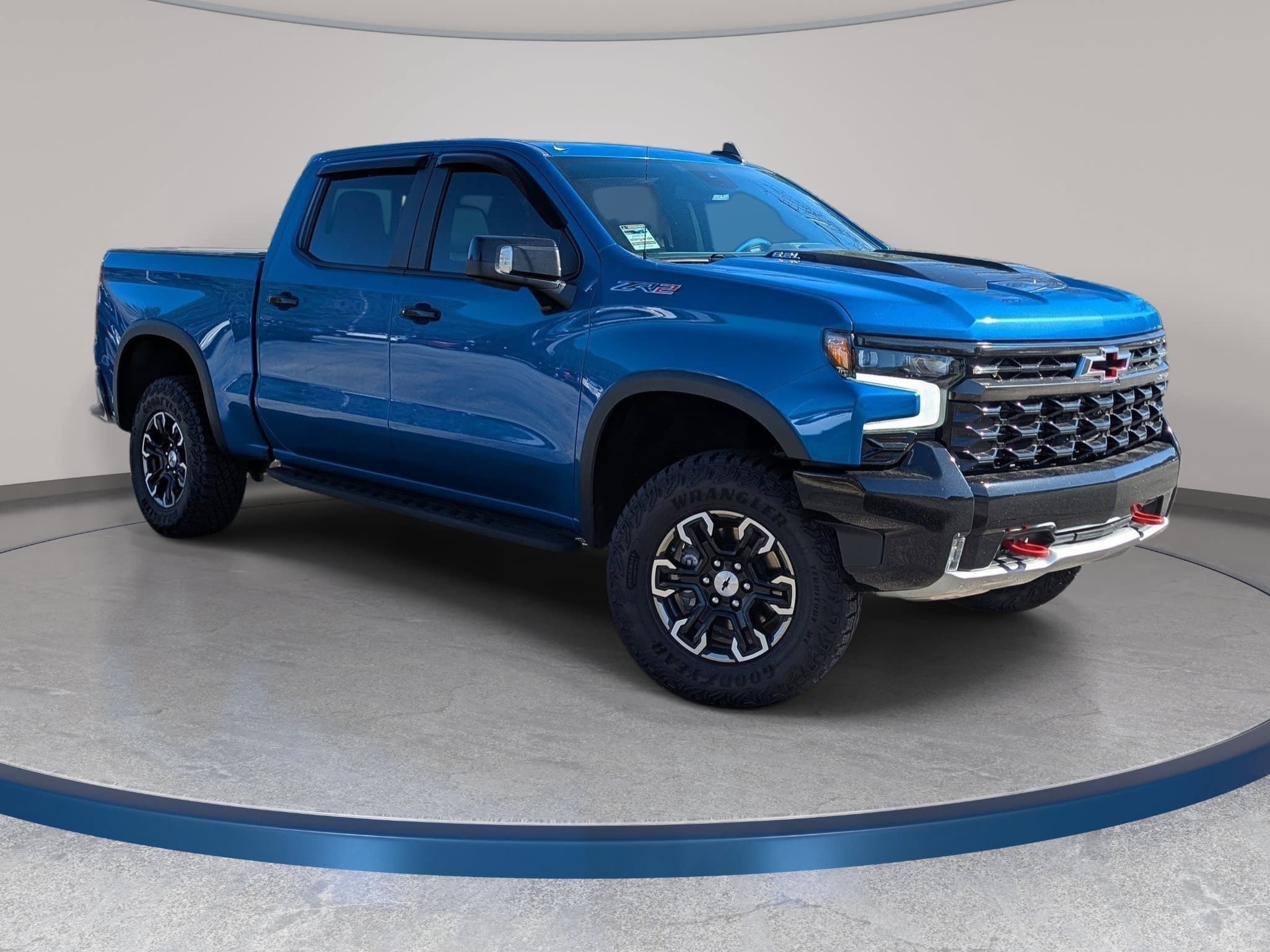 Used 2023 Chevrolet Silverado 1500 ZR2 AWD/4WD image 3