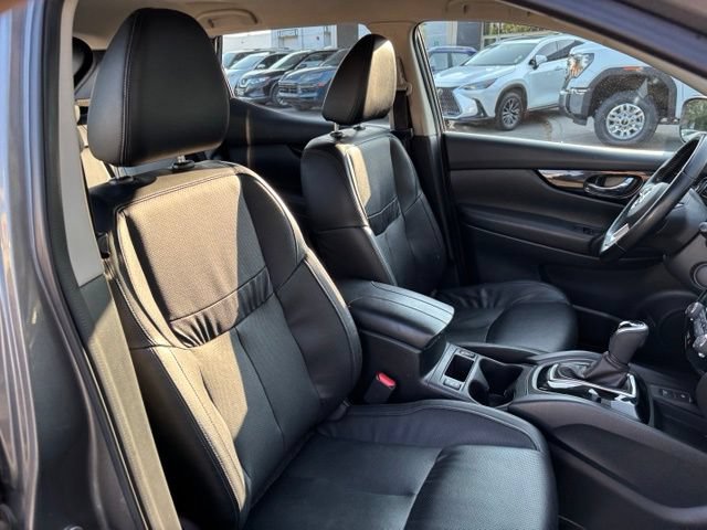 Used 2022 Nissan Rogue Sport SL AWD/4WD image 33