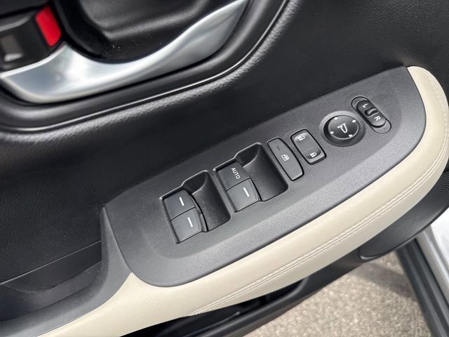 Certified 2023 Honda HR-V LX image 10