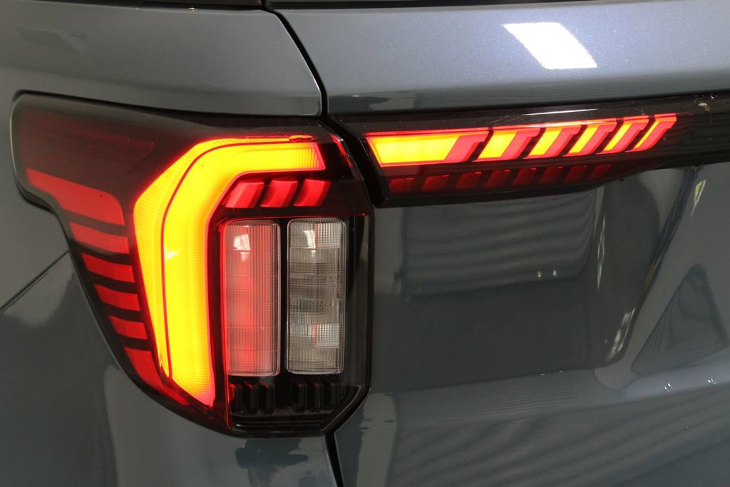 New 2026 Ford Explorer Active RWD image 51