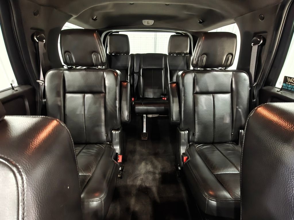 Used 2010 Ford Expedition Limited image 32