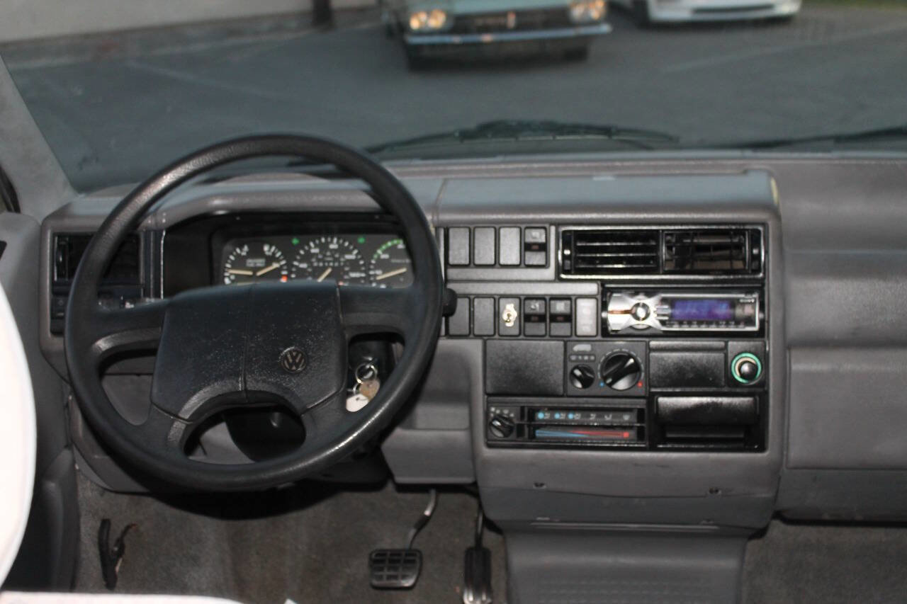 Used 1993 Volkswagen Eurovan MV image 26