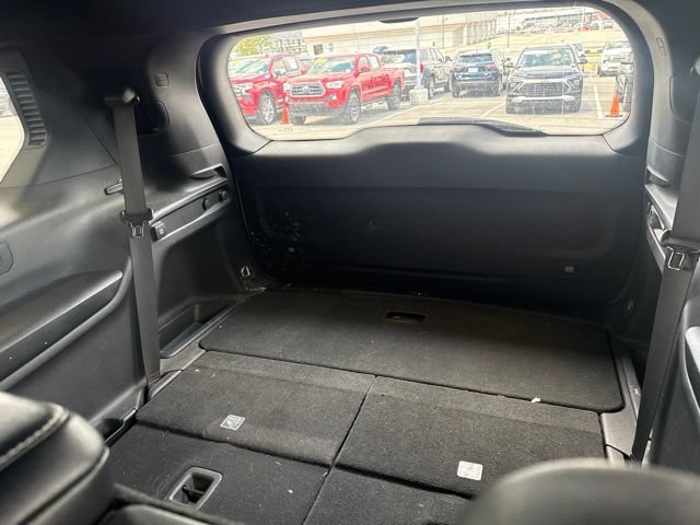 Used 2024 Jeep Grand Cherokee L Altitude AWD/4WD image 16