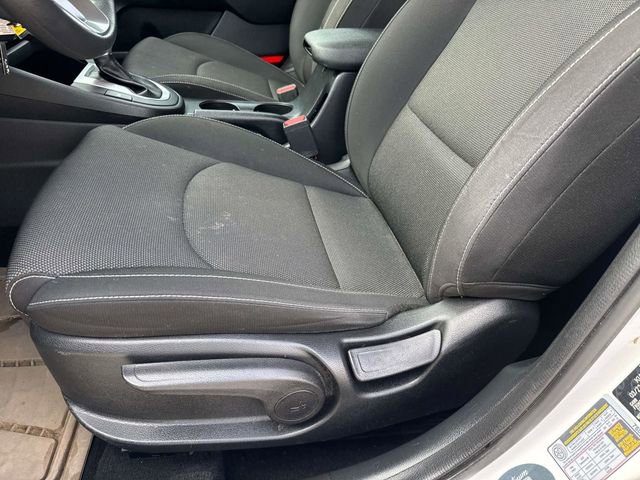 Used 2022 Kia Forte FE image 22