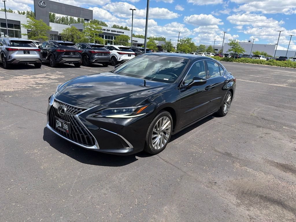 Used 2022 Lexus ES 350 Ultra Luxury w/ Accessory Package 2 FWD image 7