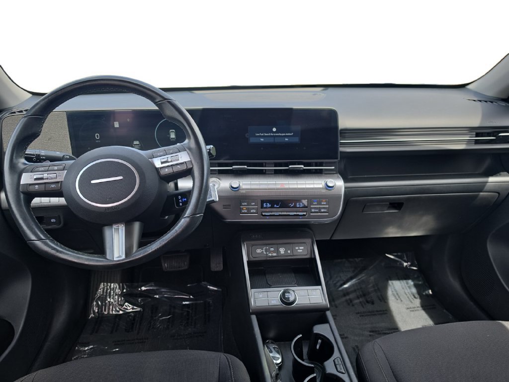 Certified 2024 Hyundai Kona SEL w/ Convenience Package FWD image 12