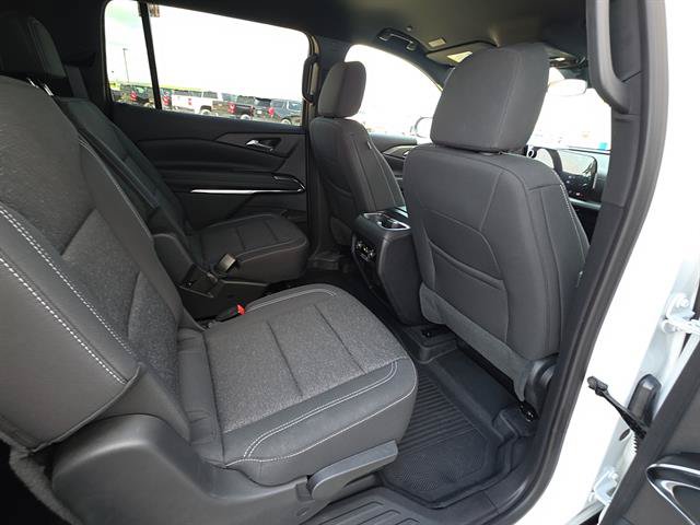Used 2025 Chevrolet Traverse LT w/ Driver Confidence Package FWD image 18