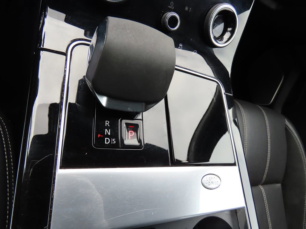 Used 2021 Land Rover Range Rover Velar R-Dynamic S image 31