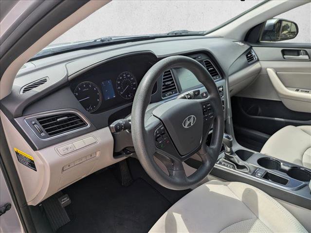 Used 2016 Hyundai Sonata Sport FWD image 9