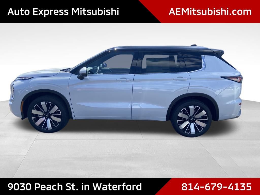 New 2025 Mitsubishi Outlander SEL image 4