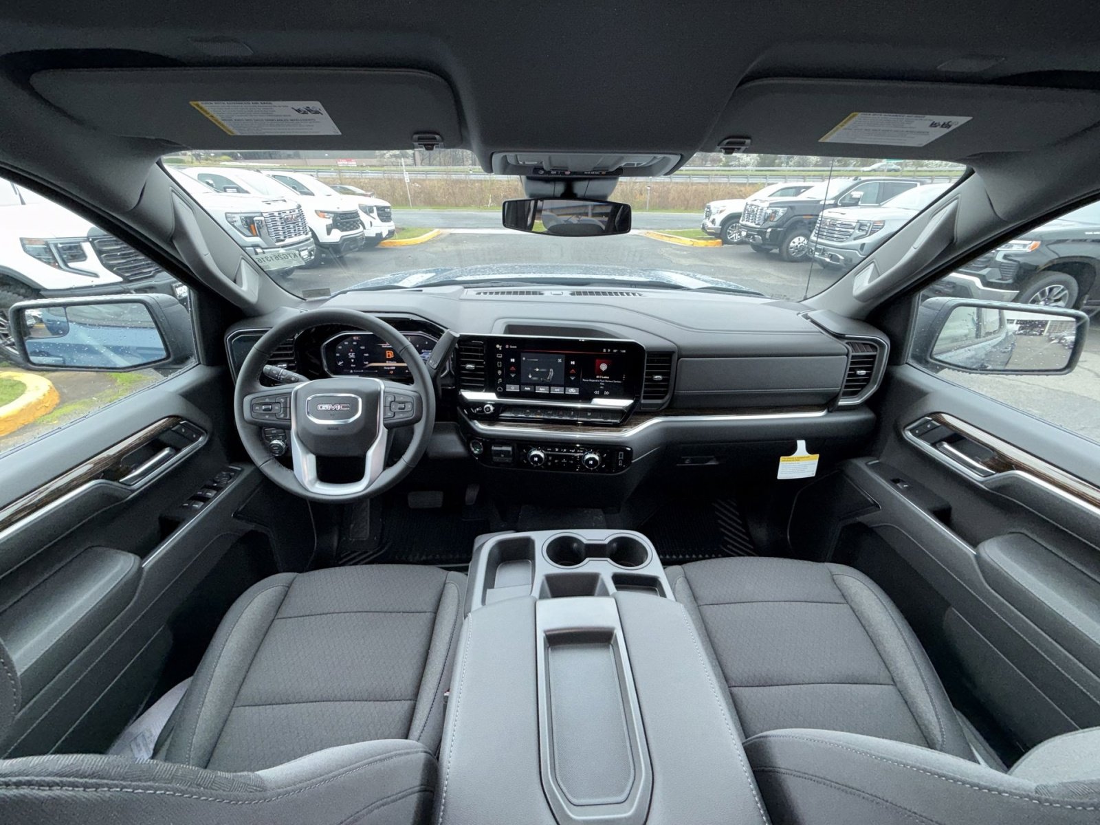 New 2026 GMC Sierra 1500 Elevation image 23