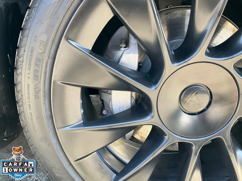 Used 2022 Tesla Model Y Long Range AWD/4WD image 80