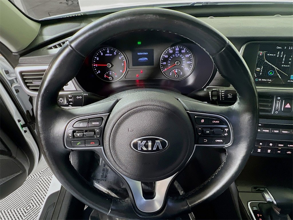 Used 2016 Kia Optima EX w/ Premium Package image 11