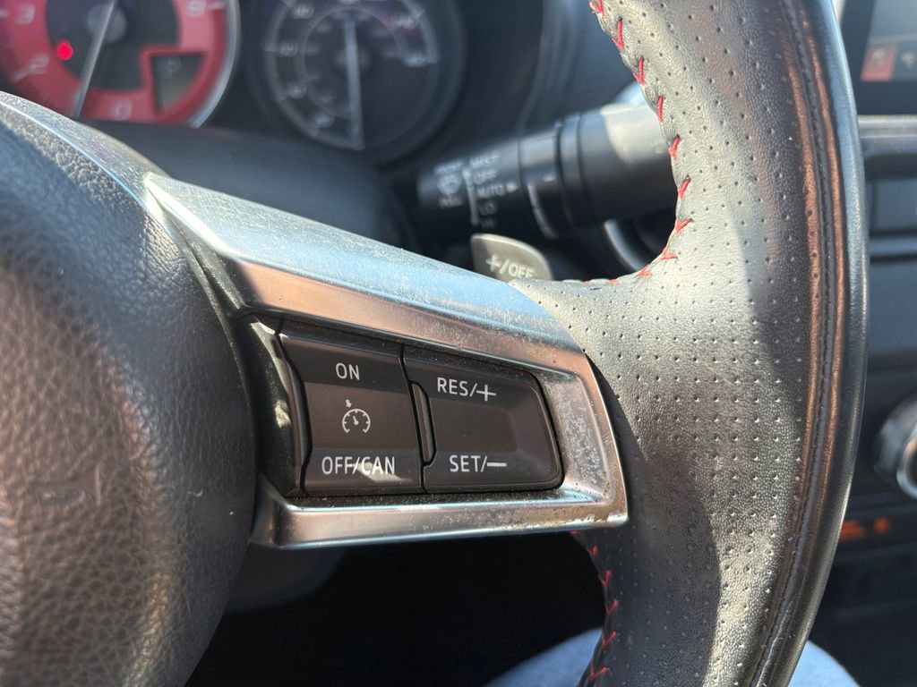 Used 2017 FIAT 124 Spider Abarth RWD image 23