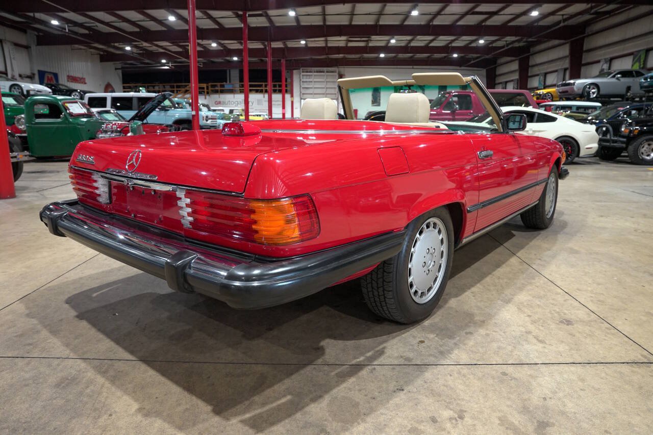 Used 1987 Mercedes-Benz 560 SL image 8
