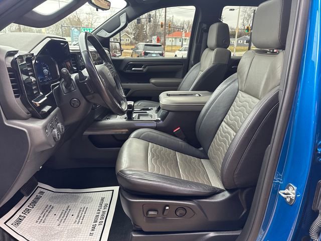 Used 2022 Chevrolet Silverado 1500 ZR2 w/ Technology Package image 12