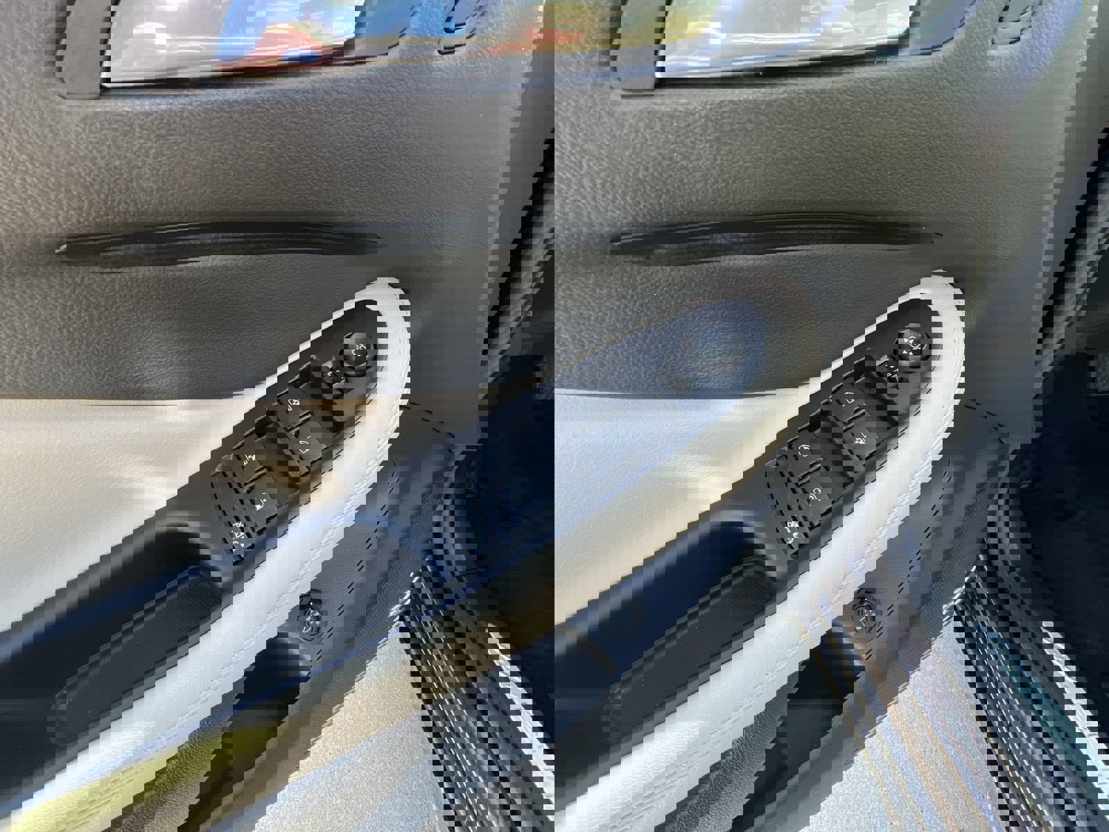 Used 2020 Buick Envision Premium image 24