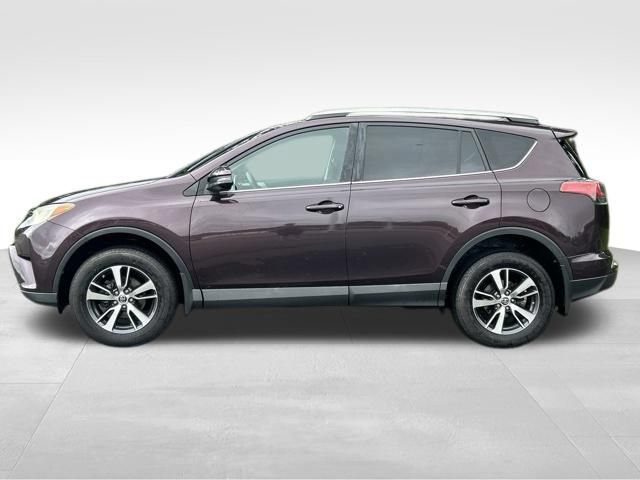 Used 2017 Toyota RAV4 XLE w/ All Weather Liner Package AWD/4WD image 2