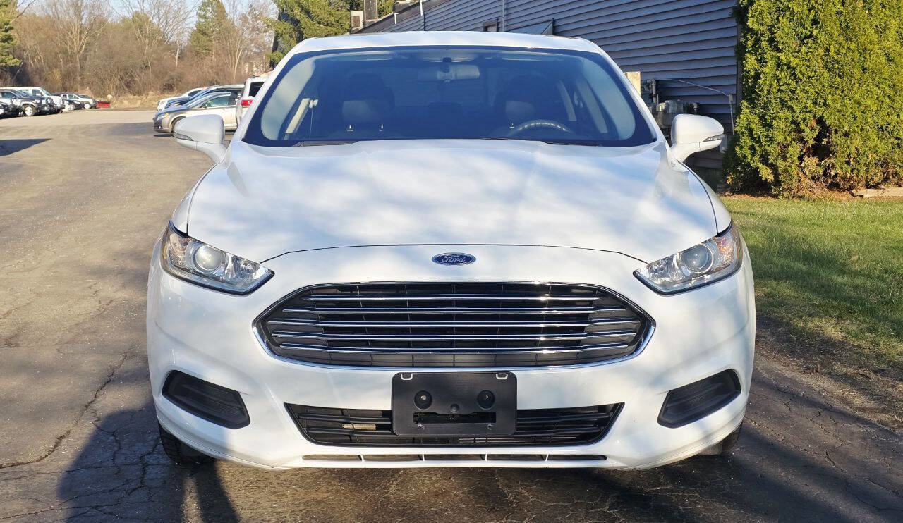 Used 2014 Ford Fusion SE FWD image 9