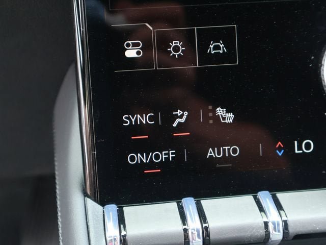 New 2026 GMC Terrain Elevation w/ Elevation Premium Package AWD/4WD image 33