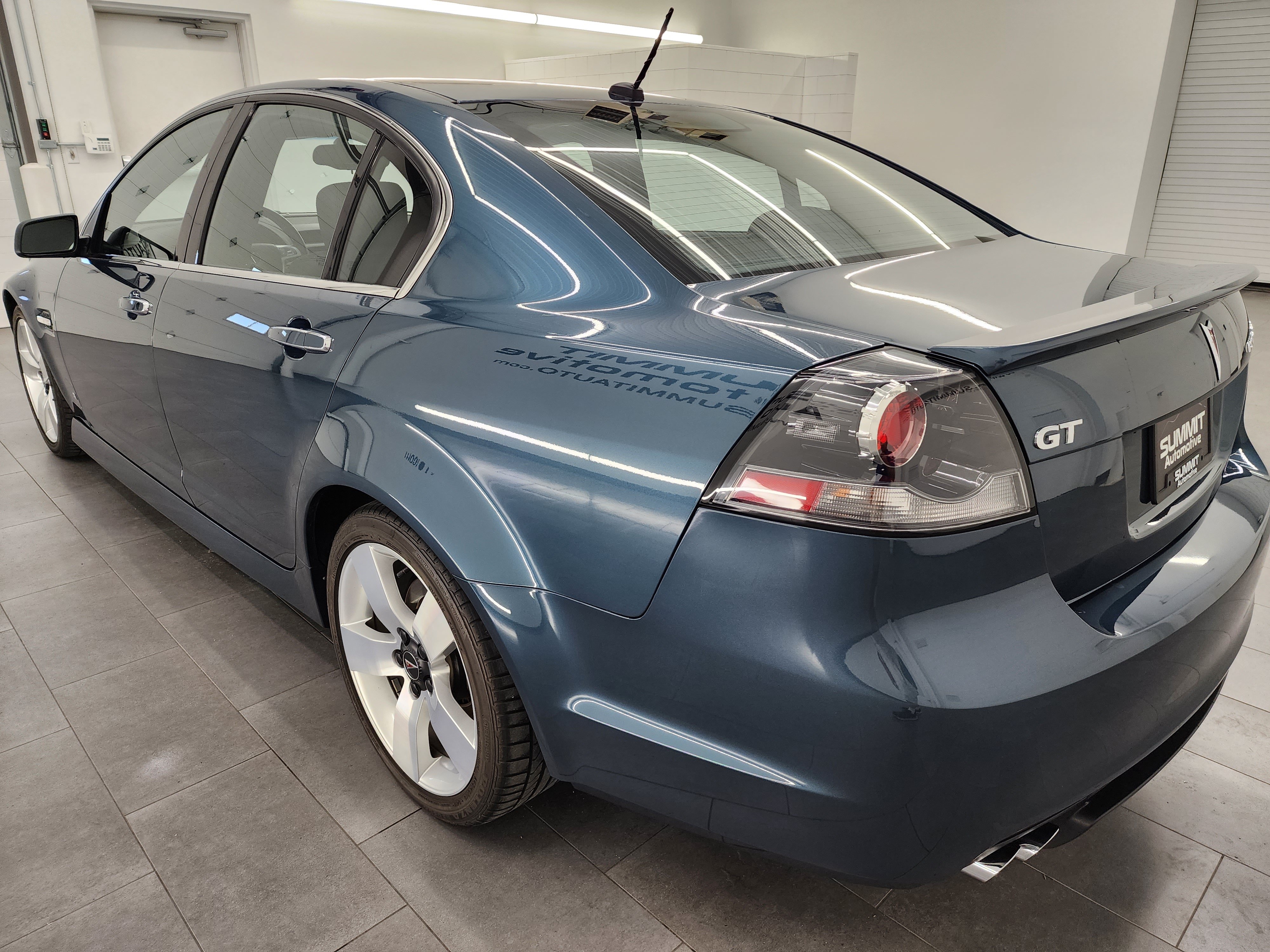 Used 2009 Pontiac G8 GT w/ Premium Package RWD image 6