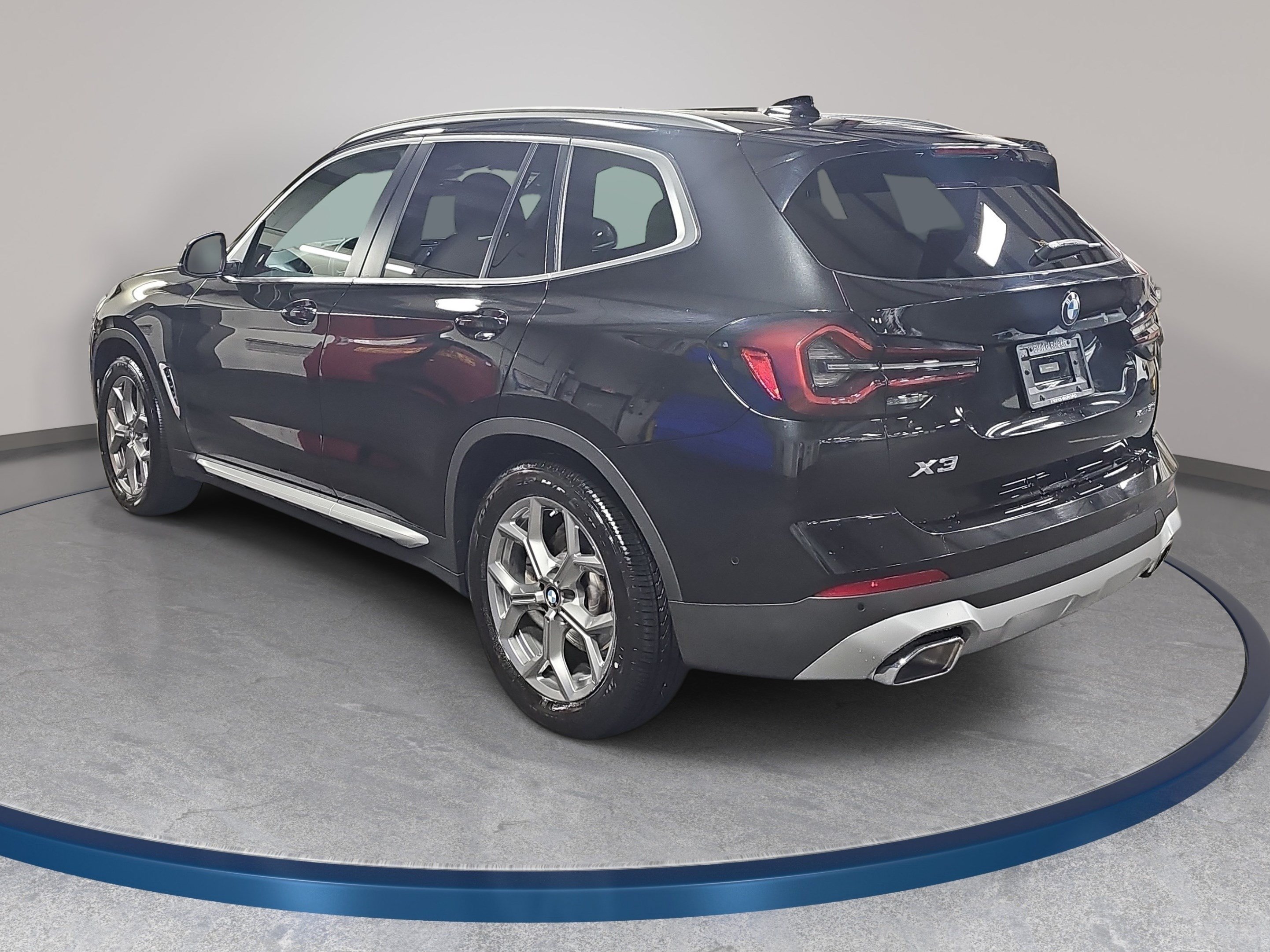 Certified 2024 BMW X3 xDrive30i w/ Premium Package AWD/4WD image 8