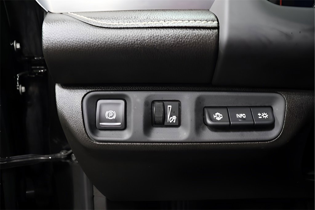 Used 2023 GMC Acadia SLT w/ GMC Pro Grade Package image 19