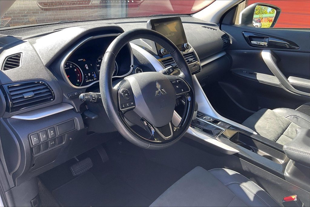 Used 2025 Mitsubishi Eclipse Cross SE AWD/4WD image 13