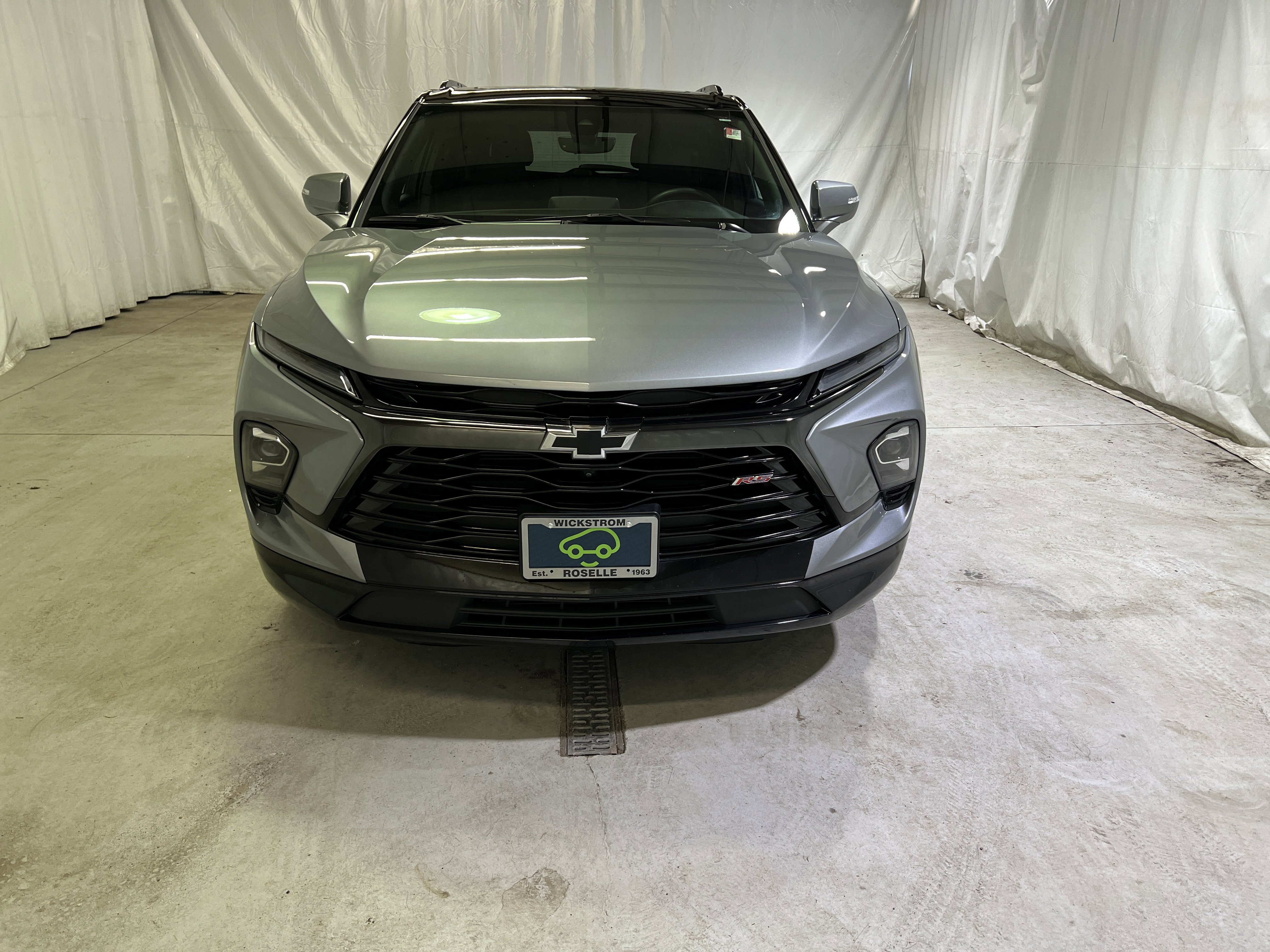 Certified 2023 Chevrolet Blazer RS w/ Driver Confidence II Package image 3