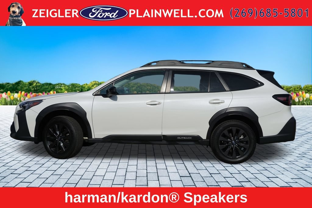 Used 2025 Subaru Outback Onyx Edition AWD/4WD image 3