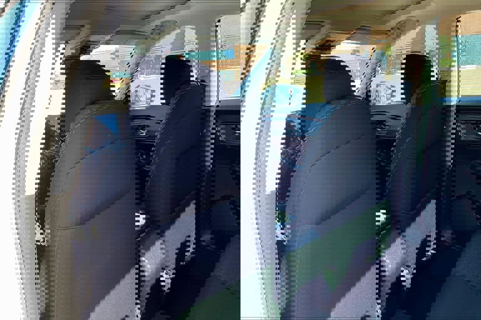 Used 2023 Honda Accord EX image 11