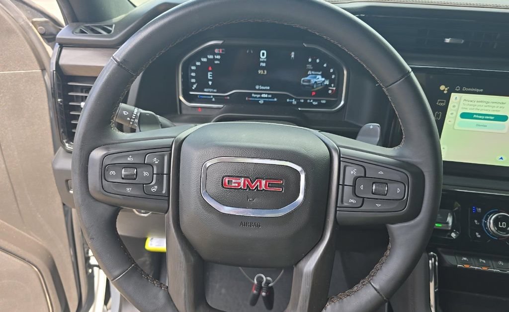 Used 2024 GMC Sierra 1500 AT4 w/ Technology Package AWD/4WD image 17