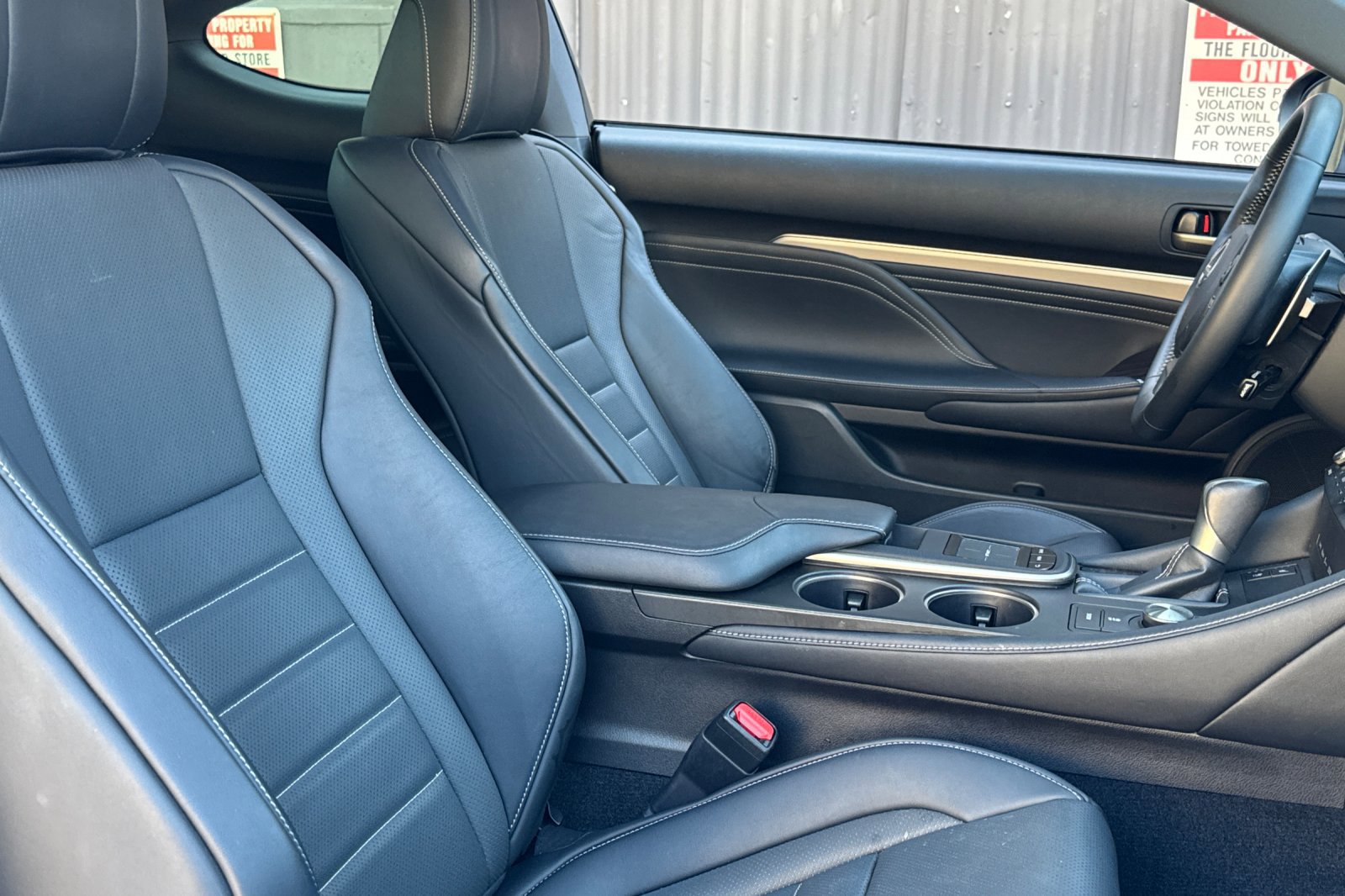 Used 2015 Lexus RC 350 w/ Navigation System Package RWD image 31