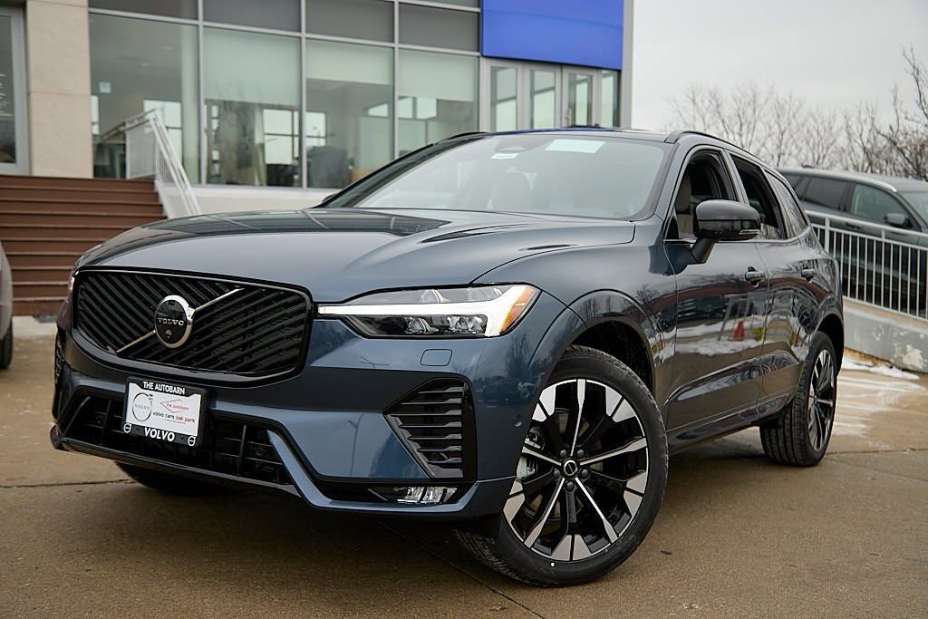 New 2026 Volvo XC60 B5 Plus w/ Protection Package Premier image 2