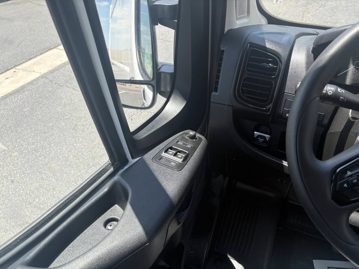 Used 2026 RAM ProMaster 2500 w/ Convenience Group FWD image 25