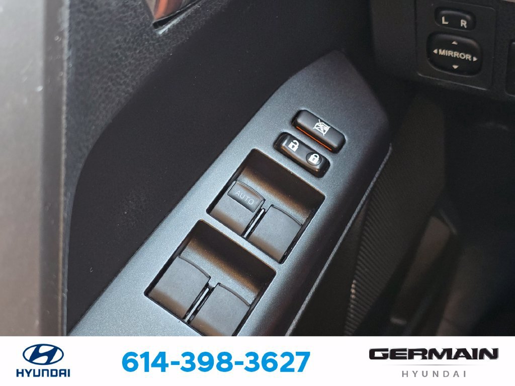 Used 2018 Toyota RAV4 XLE w/ Convenience Package AWD/4WD image 27
