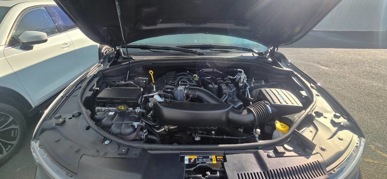 Used 2023 Dodge Durango GT image 23