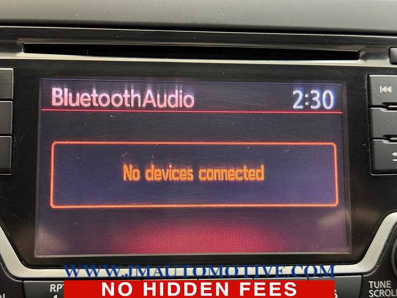 Used 2015 Nissan Sentra SV FWD image 25