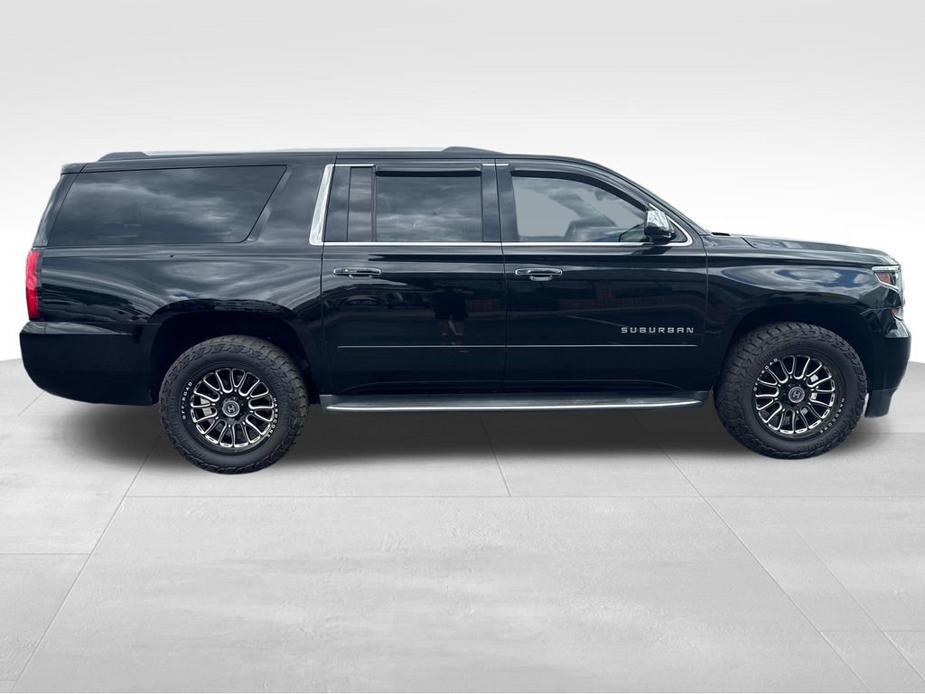 Used 2017 Chevrolet Suburban Premier AWD/4WD image 14